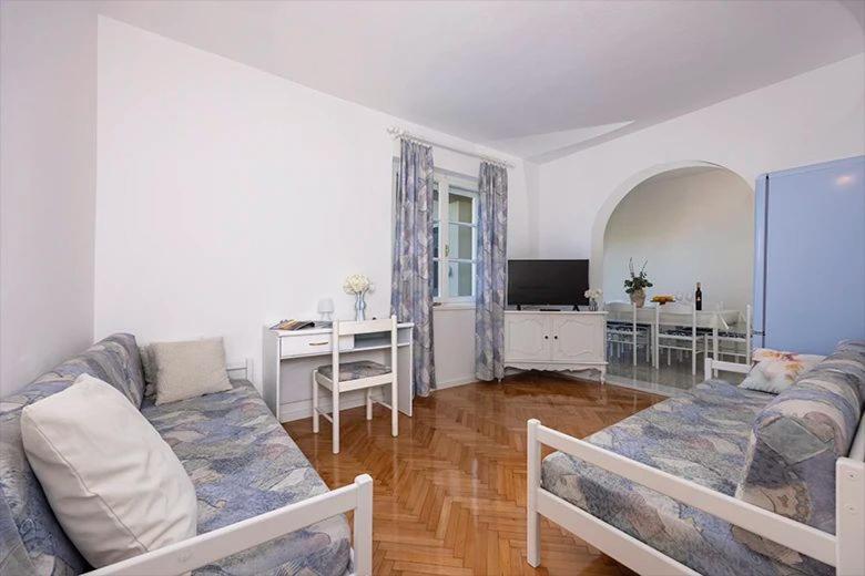 Apartments Irena Tučepi Extérieur photo