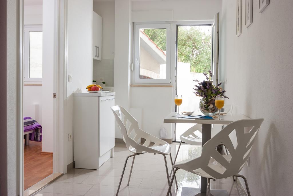 Apartments Irena Tučepi Extérieur photo